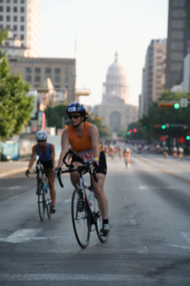 2008-09-01-Austin-Triathalon-056-Suzi-Biking-Capitol.JPG