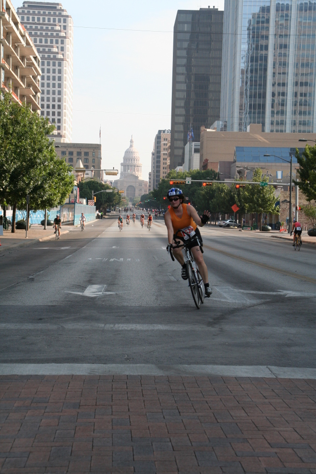 2008-09-01-Austin-Triathalon-072-Suzi-Biking-Capitol.JPG
