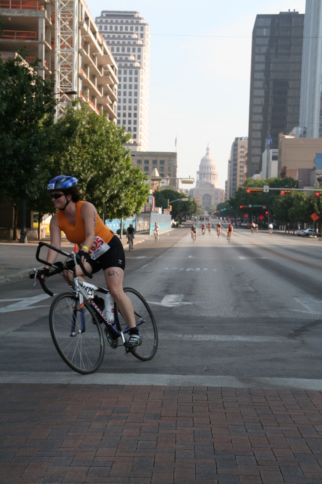 2008-09-01-Austin-Triathalon-074-Suzi-Biking-Capitol.JPG