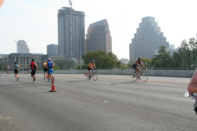 2008-09-01-Austin-Triathalon-075-Suzi-Biking.JPG