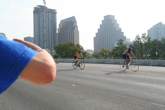 2008-09-01-Austin-Triathalon-076-Suzi-Biking.JPG