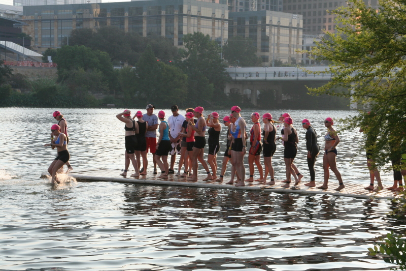 2008/09(September)/01-Austin-Triathalon/800x600_2008-09-01-Austin-Triathalon-010-Suzi.JPG