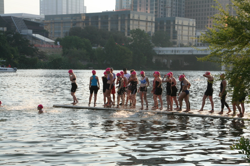 2008/09(September)/01-Austin-Triathalon/800x600_2008-09-01-Austin-Triathalon-011-Suzi.JPG