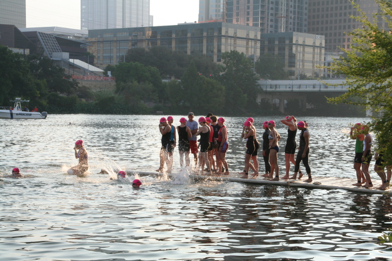 2008/09(September)/01-Austin-Triathalon/800x600_2008-09-01-Austin-Triathalon-012-Suzi.JPG