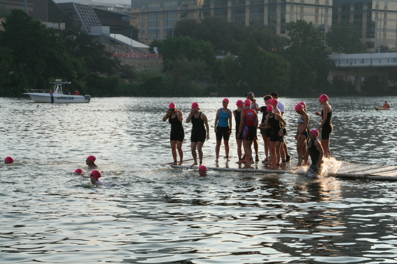 2008/09(September)/01-Austin-Triathalon/800x600_2008-09-01-Austin-Triathalon-013-Suzi.JPG