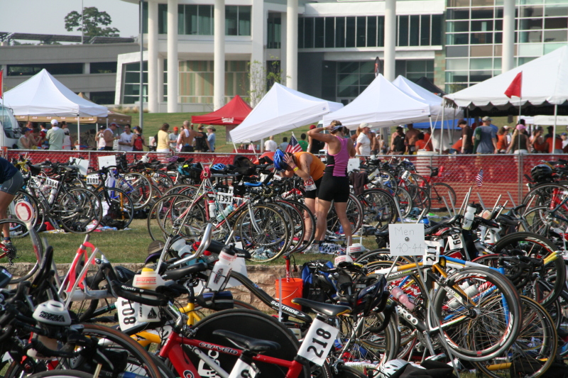 2008/09(September)/01-Austin-Triathalon/800x600_2008-09-01-Austin-Triathalon-092-Suzi.JPG
