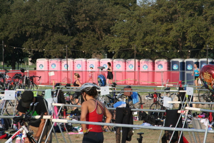 2008-09-01-Austin-Triathalon-032-Suzi.JPG