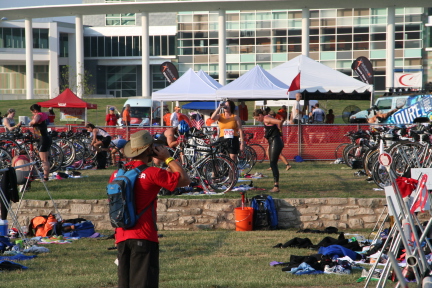2008-09-01-Austin-Triathalon-037-Suzi.JPG