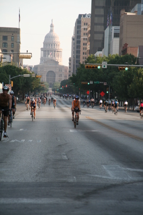 2008-09-01-Austin-Triathalon-050-Suzi-Biking-Capitol.JPG