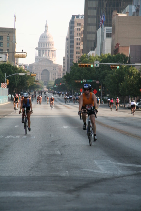 2008-09-01-Austin-Triathalon-052-Suzi-Biking-Capitol.JPG
