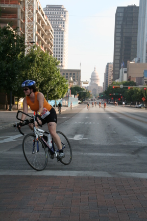 2008-09-01-Austin-Triathalon-074-Suzi-Biking-Capitol.JPG