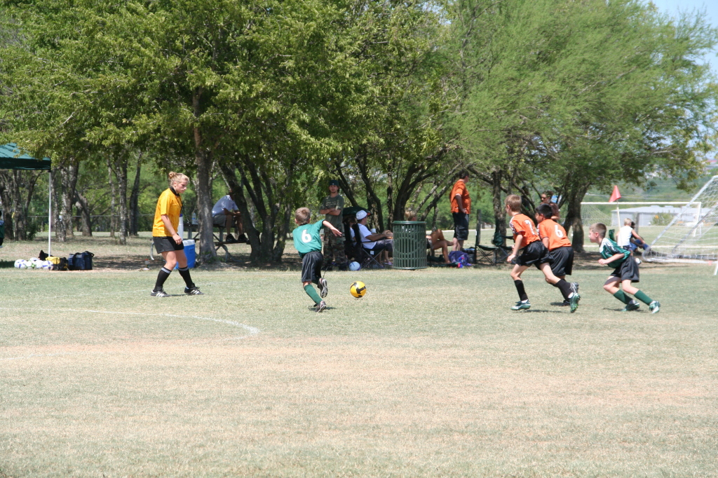 2008/09(September)/06-TigerSharks/1024x768_2008-09-06-TigerSharks-Soccer-21-Chance-Paul.JPG