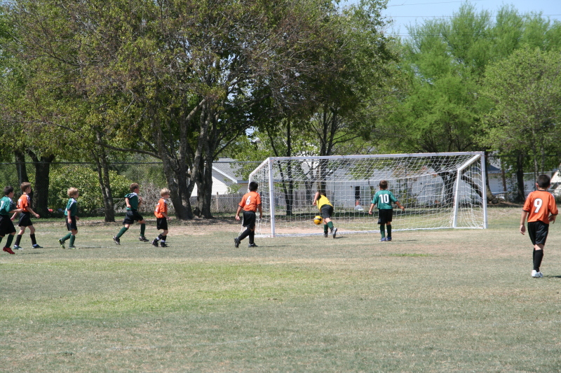 2008/09(September)/06-TigerSharks/800x600_2008-09-06-TigerSharks-Soccer-06.JPG