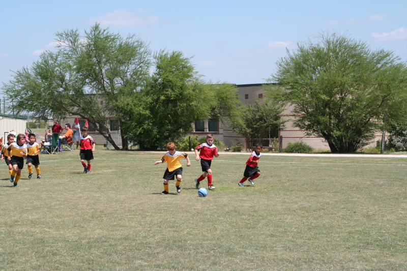 2008/09(September)/06-Titans/800x600_2008-09-06-Titans-Soccer-14--Dax.JPG