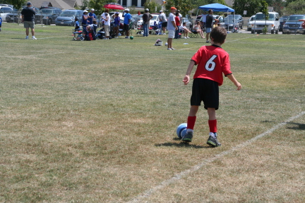 2008-09-06-Titans-Soccer-32--Dax.JPG
