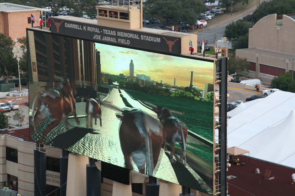 2008/09(September)/20-Longhorn-Rice/1024x768_2008-09-20-UT-Rice-football-12.JPG