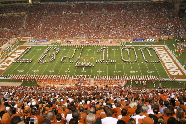 2008/09(September)/20-Longhorn-Rice/640x480_2008-09-20-UT-Rice-football-46-LBJ-100.JPG