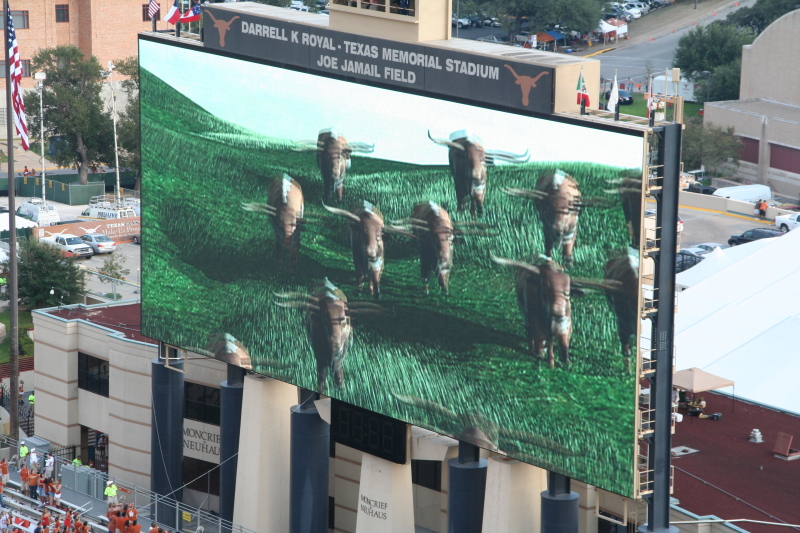 2008/09(September)/20-Longhorn-Rice/800x600_2008-09-20-UT-Rice-football-10.JPG