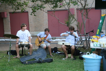 2008-09-20-UT-Rice-football-01-Tailgate.JPG