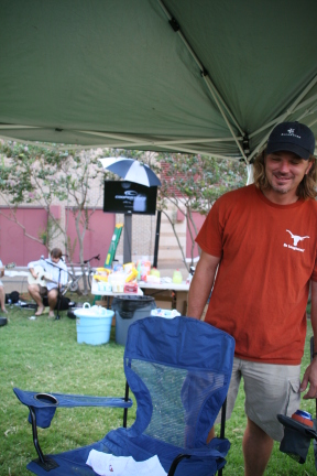 2008-09-20-UT-Rice-football-02-Tailgate-Justin.JPG