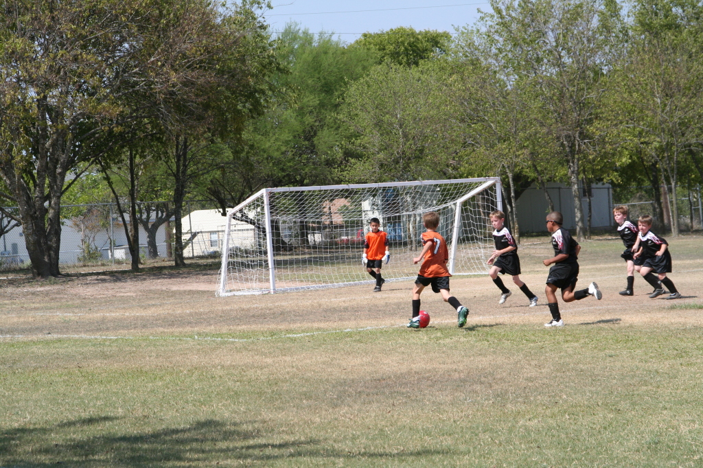 2008/09(September)/20-TigerSharks/1024x768_2008-09-20-TigerSharks-Soccer-056-Chance-CJ.JPG