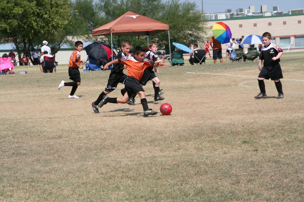 2008-09-20-TigerSharks-Soccer-175-Juan-Zeke-GOOD.JPG