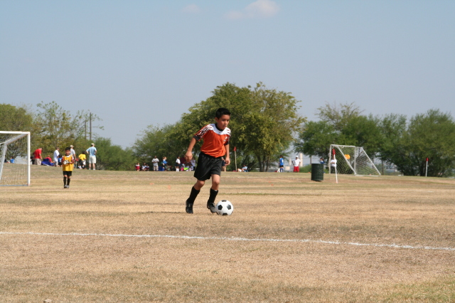 2008-09-20-TigerSharks-Soccer-005-Juan.JPG