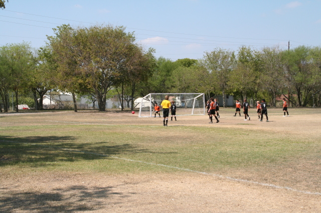 2008-09-20-TigerSharks-Soccer-060.JPG