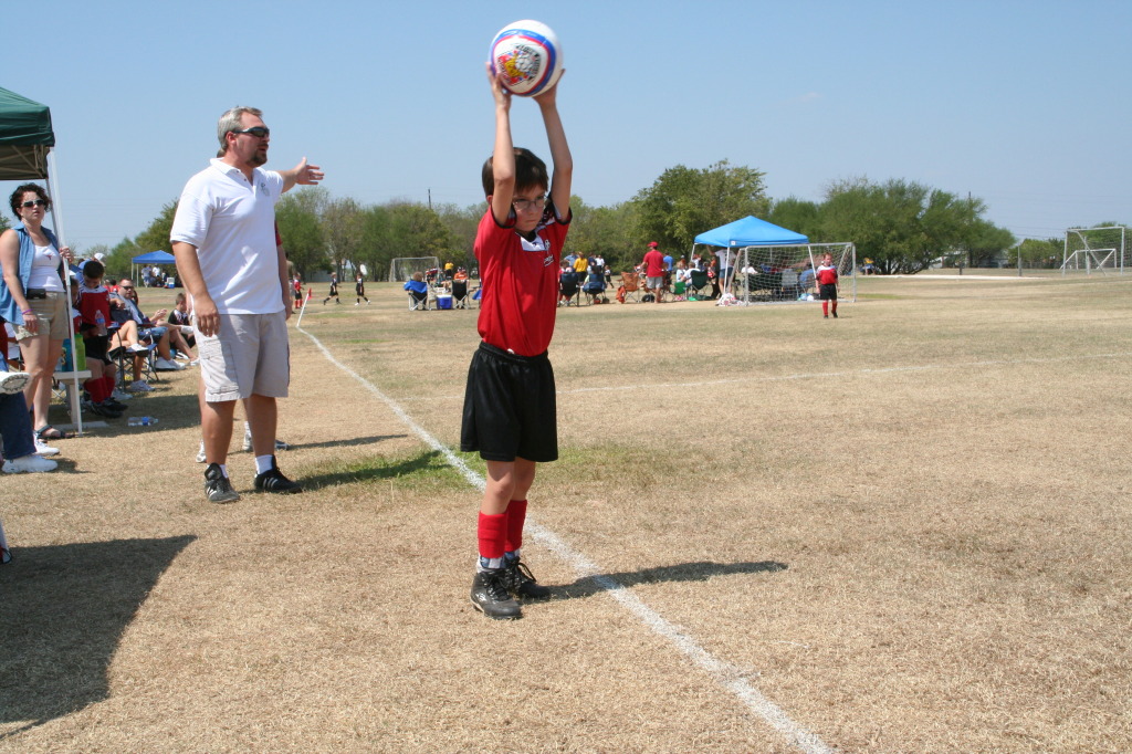 2008/09(September)/20-Titans/1024x768_2008-09-20-Titans-Soccer-32-Dax.JPG