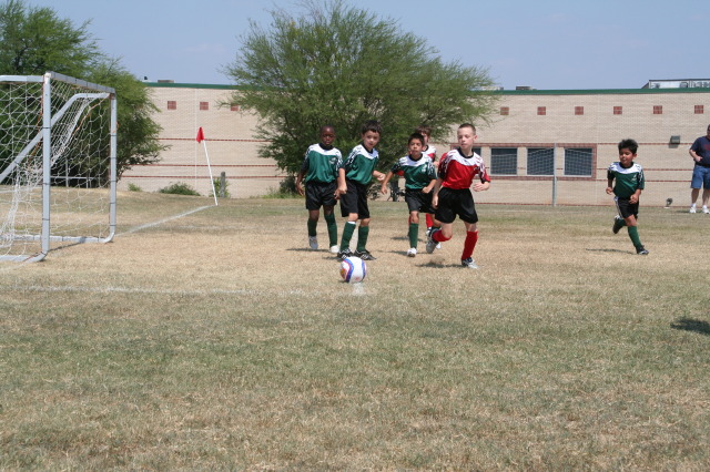 2008/09(September)/20-Titans/640x480_2008-09-20-Titans-Soccer-65.JPG