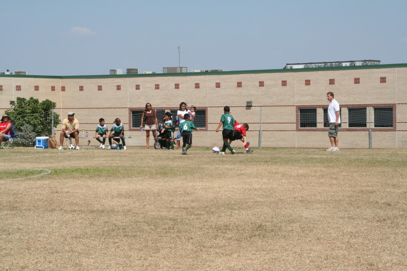 2008/09(September)/20-Titans/800x600_2008-09-20-Titans-Soccer-37-Dax.JPG
