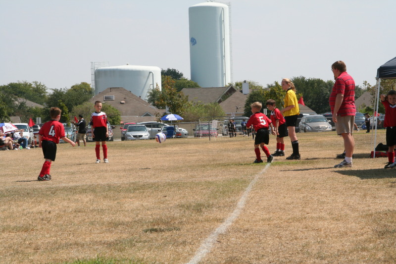 2008/09(September)/20-Titans/800x600_2008-09-20-Titans-Soccer-49-Dax.JPG