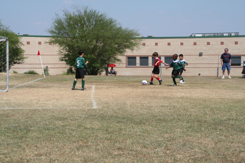 2008/09(September)/20-Titans/800x600_2008-09-20-Titans-Soccer-59-Dax.JPG
