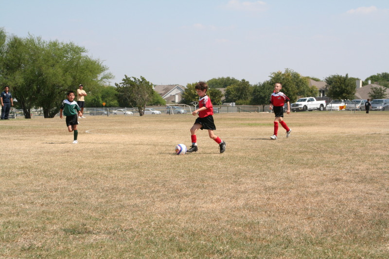 2008/09(September)/20-Titans/800x600_2008-09-20-Titans-Soccer-68-Dax.JPG