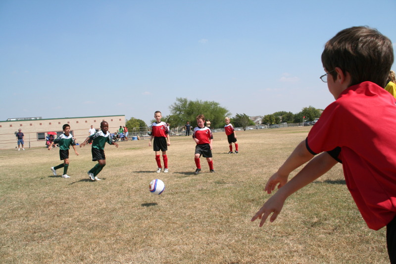 2008/09(September)/20-Titans/800x600_2008-09-20-Titans-Soccer-71-Dax.JPG