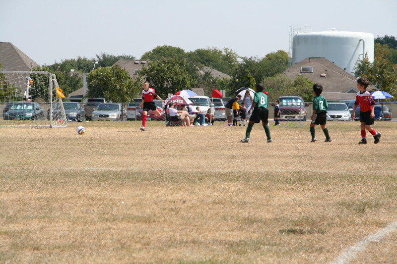 2008/09(September)/20-Titans/800x600_2008-09-20-Titans-Soccer-74-Dax.JPG