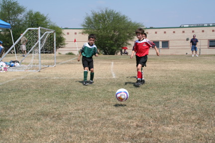 2008-09-20-Titans-Soccer-69-Dax.JPG