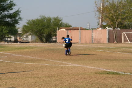 2008-09-27-TigerSharks-Soccer-05-Matthew.JPG