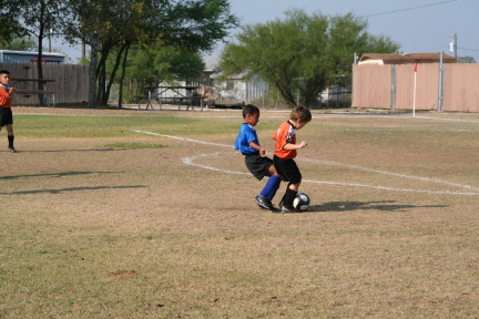2008-09-27-TigerSharks-Soccer-10-Caden.JPG