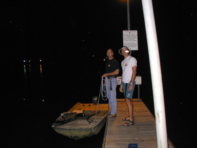 2008/09(September)/Bow-Fishing/2008-09-12-Inks-Lake-Bow-Fishing-1-Mike-Travis.JPG