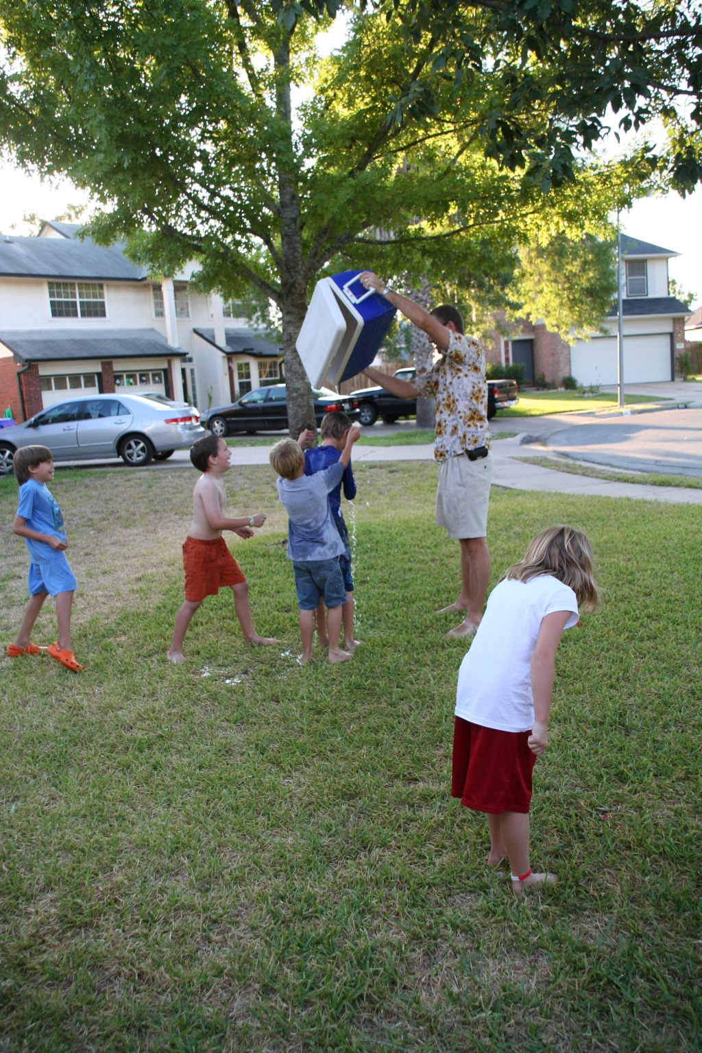 2008-10-10-Chance-9th-Bday-125-waterballoon-fight.JPG