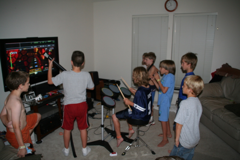 2008/10(October)/Chance-9th-Bday/800x600_2008-10-10-Chance-9th-Bday-153-Case-Matthew-JC-Jack-Vale-Andrew.JPG