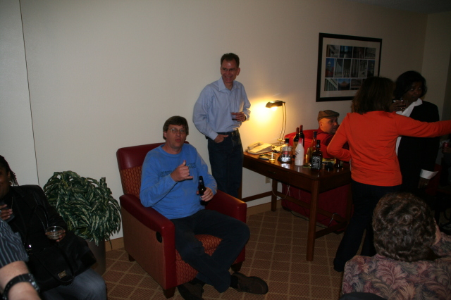2008/10(October)/ITOC-DC-training/640x480_2008-10-23-Washington-DC-ITOC-Region1-18-Joe-Rob-Jesse-Lydia.JPG