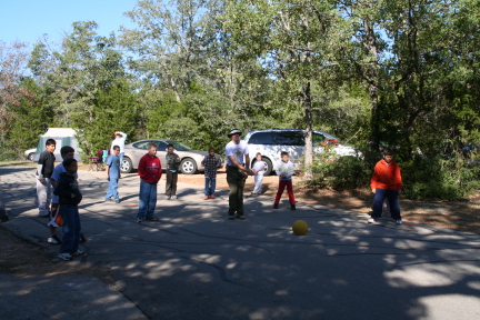 2008-10-25-Pack409-Camping-32-dodgeball.JPG