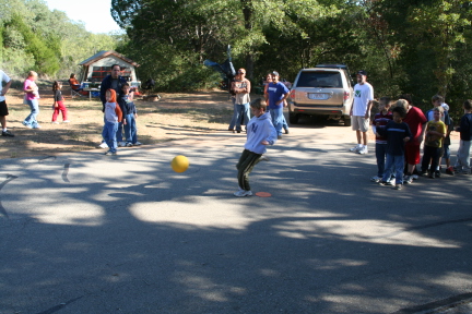 2008-10-25-Pack409-Camping-34-dodgeball.JPG