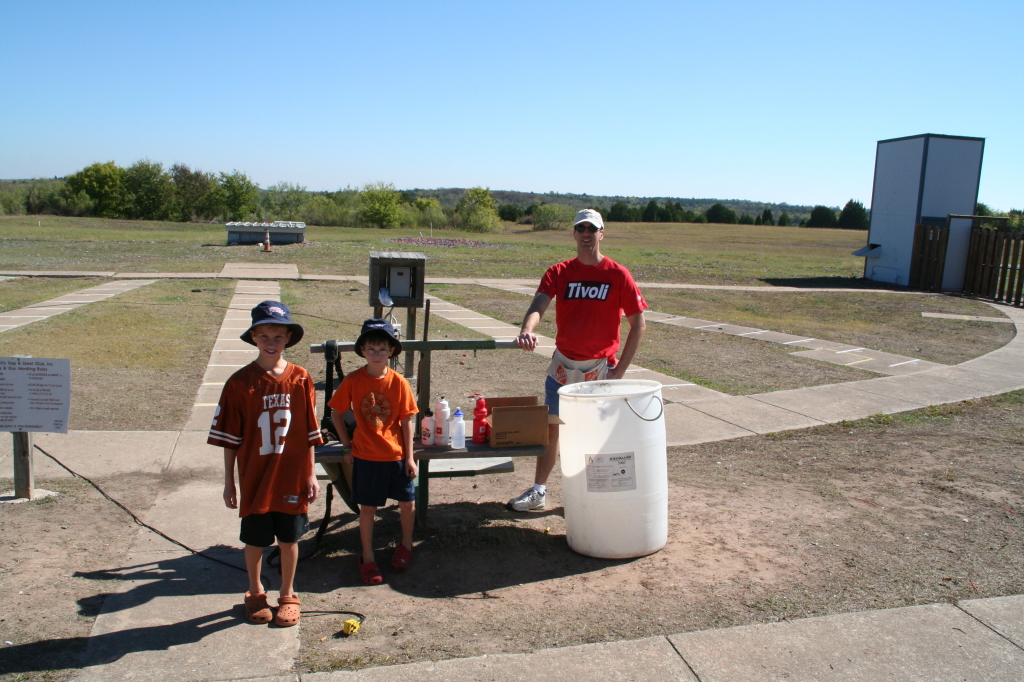 2008/10(October)/Skeet-Range/2008-10-19-Skeet-Range-01-Chance-Dax-Stan.JPG