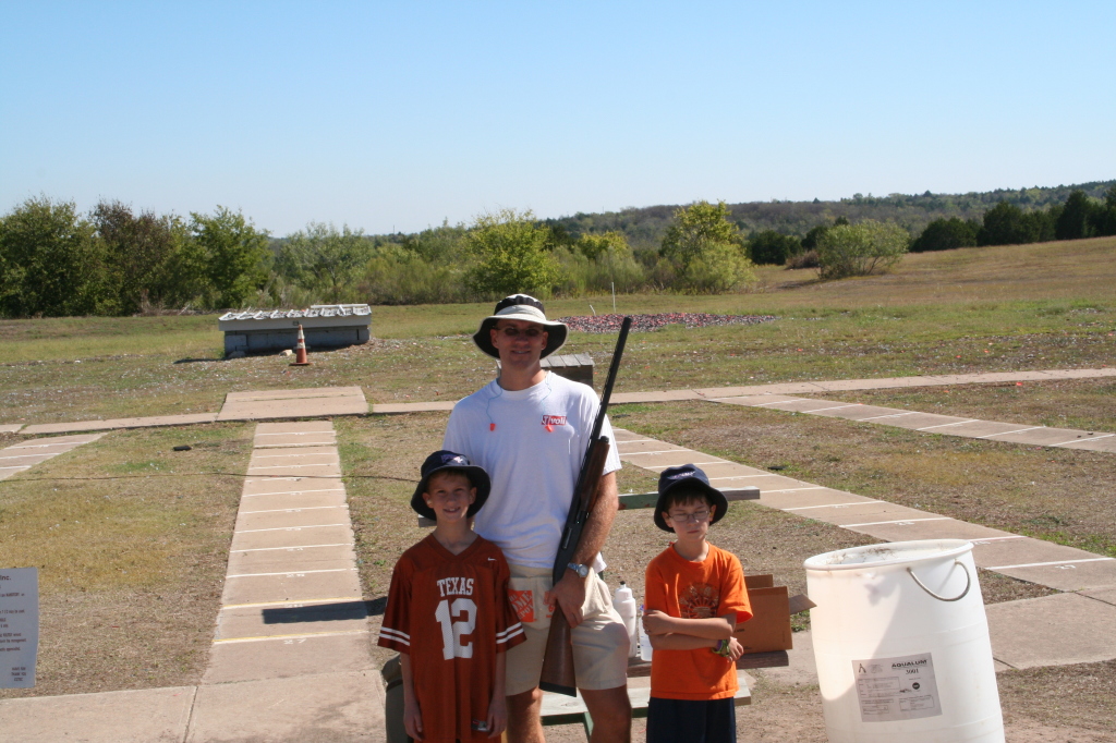 2008/10(October)/Skeet-Range/1024x768_2008-10-19-Skeet-Range-04-Chance-Travis-Chance.JPG