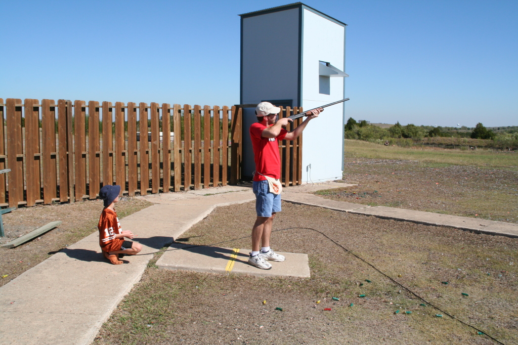 2008/10(October)/Skeet-Range/1024x768_2008-10-19-Skeet-Range-06-Chance-Stan.JPG
