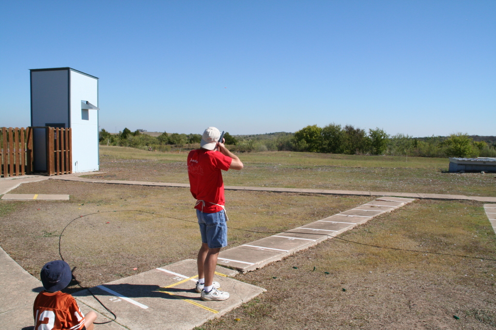 2008/10(October)/Skeet-Range/1024x768_2008-10-19-Skeet-Range-13-Chance-Stan.JPG