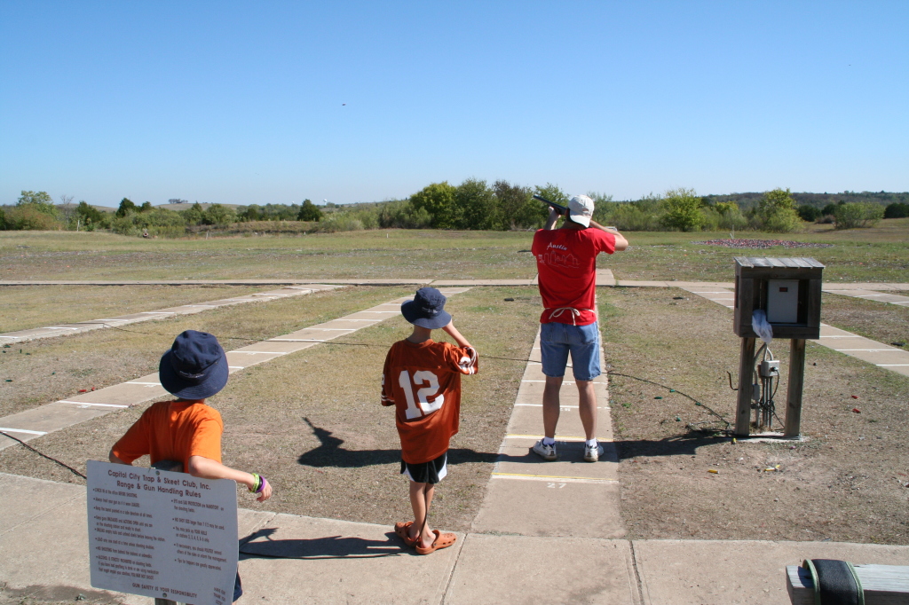 2008/10(October)/Skeet-Range/1024x768_2008-10-19-Skeet-Range-15-Chance-Stan-Dax.JPG